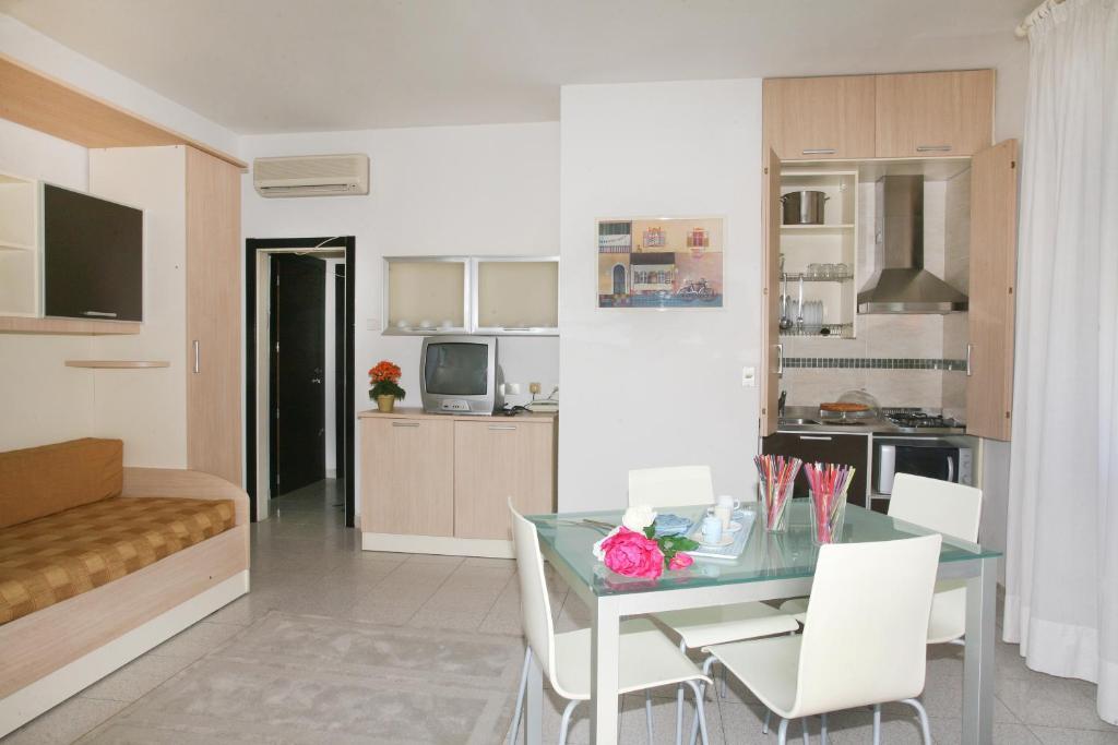 Residence Internazionale Rimini Pokoj fotografie