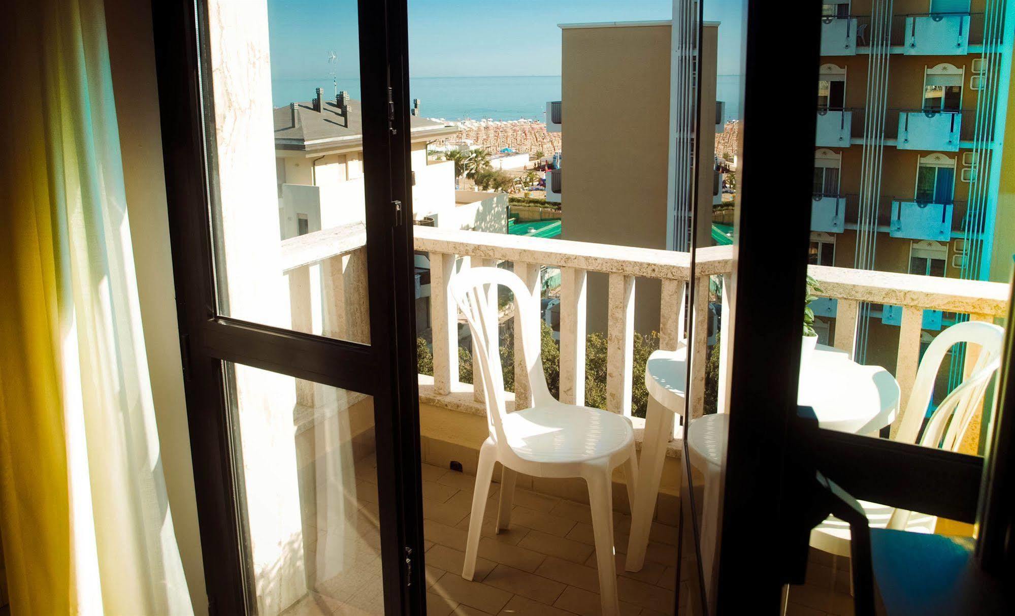 Residence Internazionale Rimini Exteriér fotografie